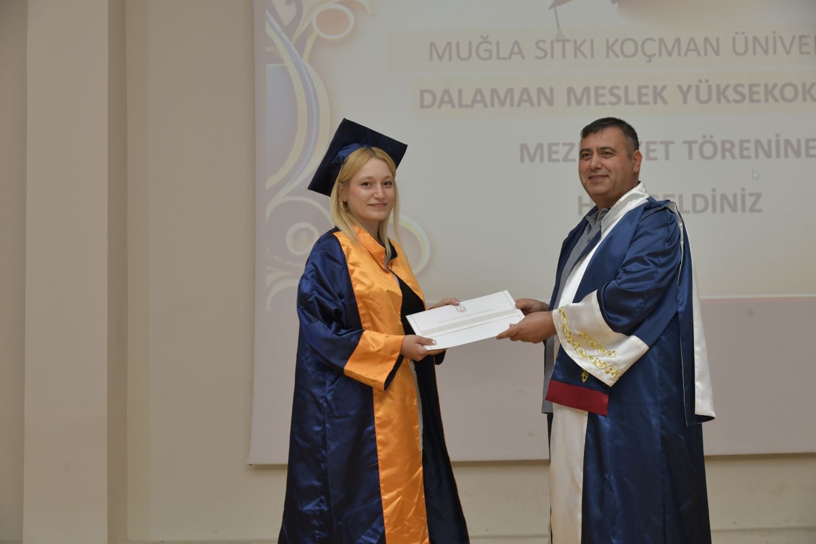 Lojistik programı birincisine Protokol tararafından başarı belgesi veriliyor